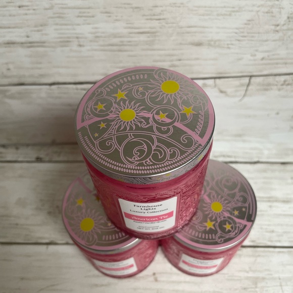 Hand poured luxury soy/coconut candles - Picture 4 of 8